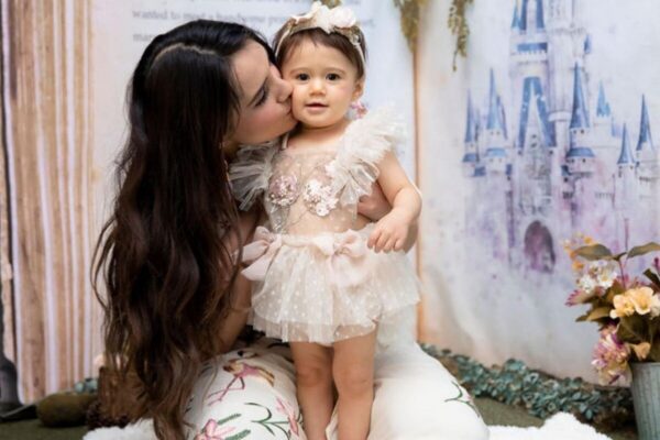 Ni actriz ni cantante: la hija de Dulce María debuta como modelo en Brasil