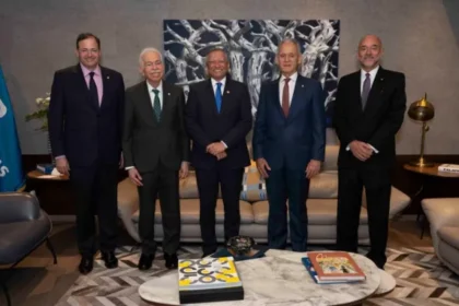 Ejecutivos de Scotiabank se reúnen con presidente ejecutivo de Banreservas para fortalecer colaboración