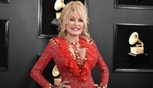 Dolly Parton la reina del country cumple sus 80 años