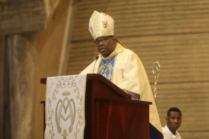 Monseñor Castro Marte destaca la capacidad de las mujeres para dirigir la República Dominicana