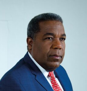 El precio de la democracia-por Tony Peña Guaba