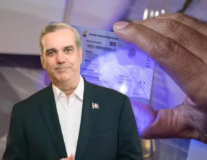 Entrega de nueva cédula a Luis Abinader; en abril comenzará jornada masiva