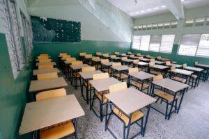 Aulas vacías pese al llamado de inicio de clases