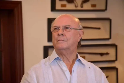 Hipólito Mejía valora positivamente la gestión de Abinader y aboga por cambios profundos en la administración pública 