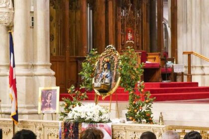 La devoción a la Virgen de la Altagracia une a la diáspora dominicana en Nueva York