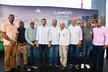 Ministerio de la Juventud lanza “Una cancha pa’ mi barrio”