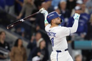 Bo Bichette se une a los Mets con contrato de tres años