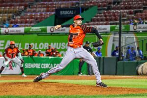 Los Toros triunfan y las Águilas se hunden más en la tabla de posiciones