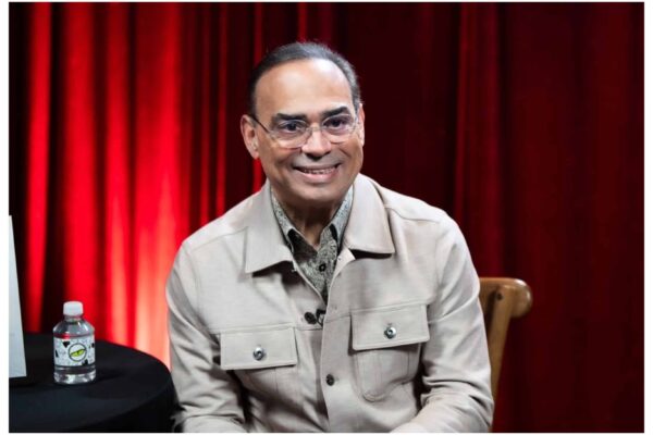 Gilberto Santa Rosa apuesta por la música sin etiquetas en “Íntimo”
