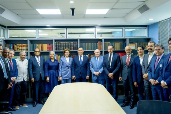 Henry Molina y FINJUS impulsan reformas estructurales para consolidar un sistema de justicia moderno y eficiente