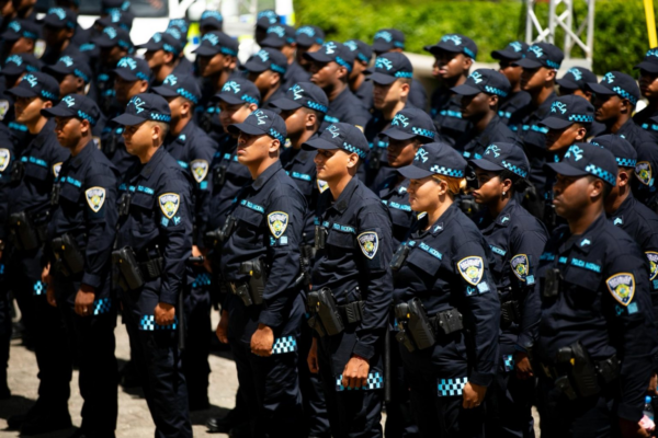 Policía Nacional refuerza patrullaje en todo el país tras apagón nacional para garantizar el orden y la seguridad