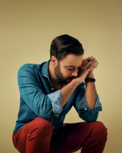 Cantante Edward Cruz buscar aportar al merengue con “Pa’ no pensarte nunca más”