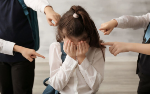 La OCDE advierte repunte del acoso escolar tras la pandemia y analiza el perfil de las víctimas