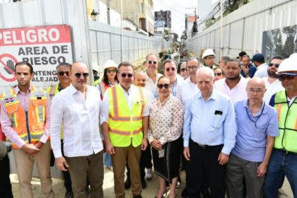 Víctor Bisonó reafirma compromiso con culminación de la Calle del Sol