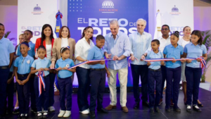 Abinader inaugura moderna escuela en Villa Mella que beneficiará a 900 estudiantes