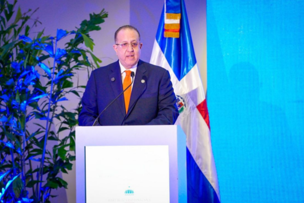 Gobierno asegura estabilidad económica ante crisis en Irán y alza del petróleo