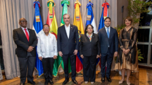 Abinader impulsa transparencia con cumbre internacional sobre control del gasto público