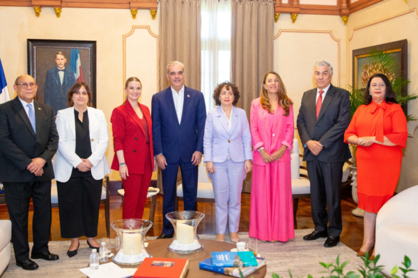 Abinader y Baleares fortalecen alianza turística con enfoque sostenible y de formación