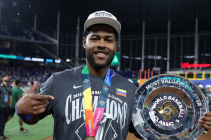 El mejor del torneo: Maikel García se queda con el MVP del Clásico Mundial