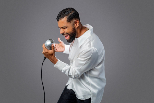 Cristian Allexis honra a las féminas con la canción “Esa Mujer”