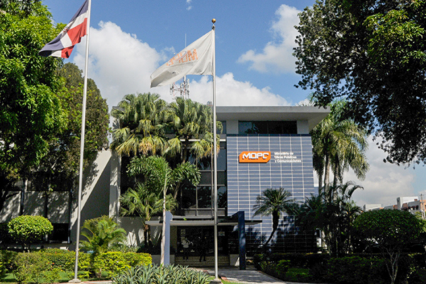 Obras Públicas ejecuta mejoras en el Paseo Presidente Billini para prevenir accidentes