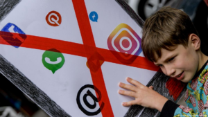 Redes sociales bajo la lupa: alertan sobre impacto en la salud mental de adolescentes