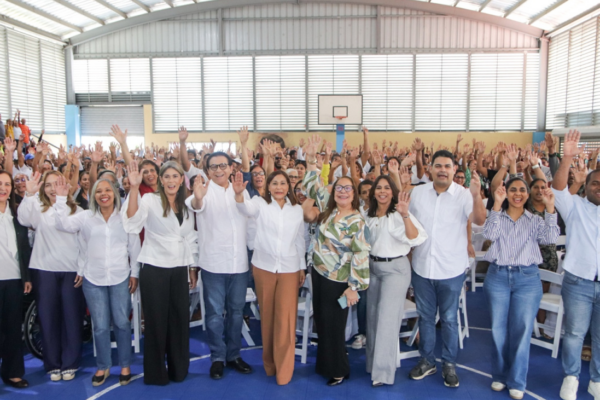 Dirección de Desarrollo Social Supérate fortalece trabajo territorial en Puerto Plata y Santiago con más de 1,000 beneficiarios