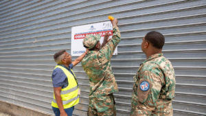 Mivhed ordena cierre de Plaza Zehao en Las Terrenas por riesgos a la seguridad
