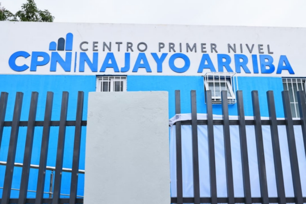 SNS amplía cobertura sanitaria con nuevos centros en San Cristóbal y Baní