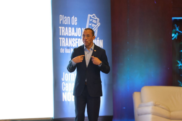 Geraldo Espinosa anuncia minicontralorías y agiliza pagos en instituciones públicas