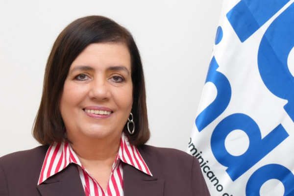 Desirée Logroño asume la dirección ejecutiva de Indotel: nuevos retos en telecomunicaciones dominicanas