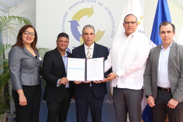 ODAC acredita laboratorio que garantiza la calidad de tuberías en infraestructura nacional