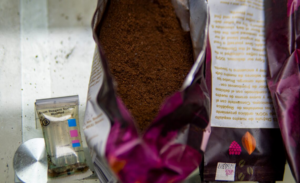 DNCD Frustra Envío Internacional de Presunta Cocaína Oculta en “Café” con Destino a Australia