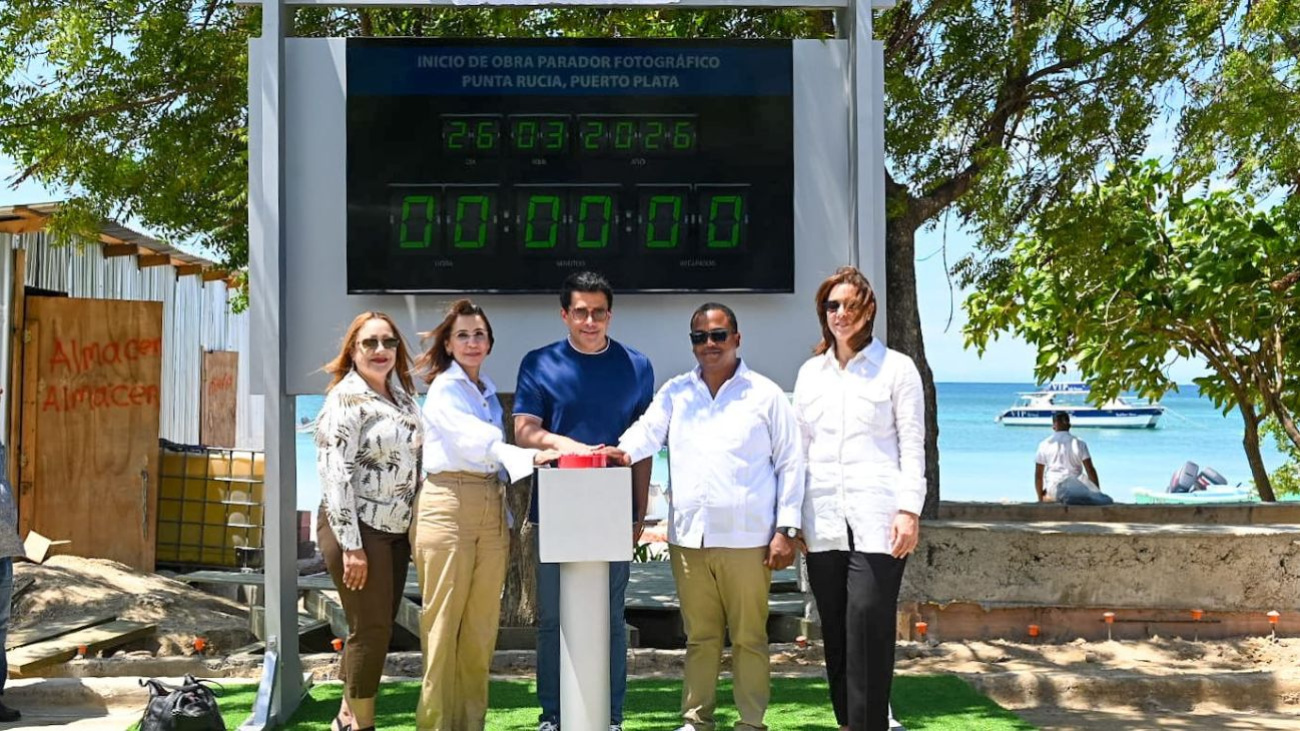 Ministerio de Turismo impulsa Punta Rucia con nuevo parador fotográfico para atraer visitantes