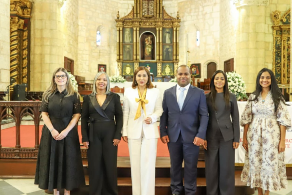 Supérate celebra su primer aniversario reafirmando compromiso con las familias vulnerables