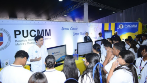Más de 2,000 estudiantes participan en feria que impulsa la innovación industrial en RD