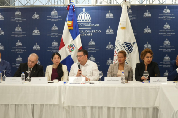 Dominicana Refuerza Combate al Comercio Ilícito con Operativos Conjuntos y Sanciones Ejemplares