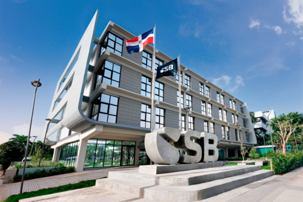 Cartera de crédito de la banca crece 9.5 % en 2025, según la Superintendencia de Bancos