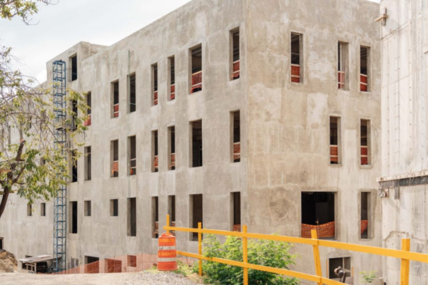 Mivhed reporta 55 % de avance en la Ciudad Judicial de Santo Domingo Oeste