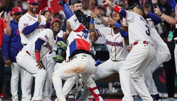 Miami se tiñe de azul, blanco y rojo: el Clásico Mundial revela el crecimiento de la diáspora dominicana en Florida