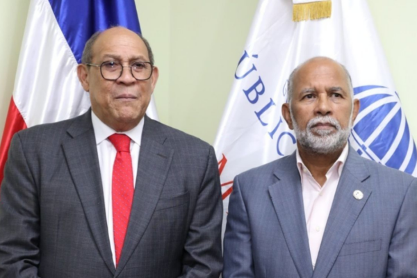 ADP y Mescyt abren espacio de diálogo sobre la reforma del sistema educativo dominicano