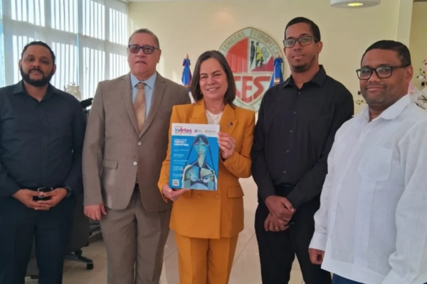 Facultad de Artes de la UASD lanza revista “In-Artes” y documental que rescata su historia cultural