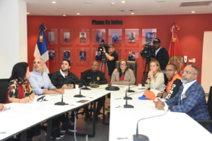 Alcaldía del DN mantiene en las calles más de 1,100 brigadistas para mitigar efectos de la vaguada