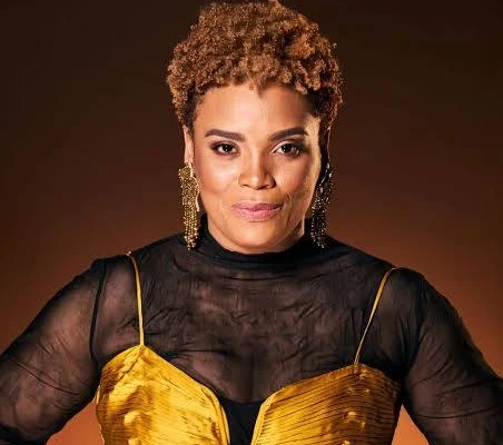 Nairoby Duarte regresa a los escenarios con su concierto “Amarillo” en Santo Domingo