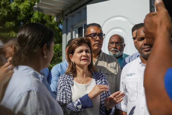 Raquel Peña supervisa daños por lluvias en Bahoruco y coordina asistencia a comunidades afectadas