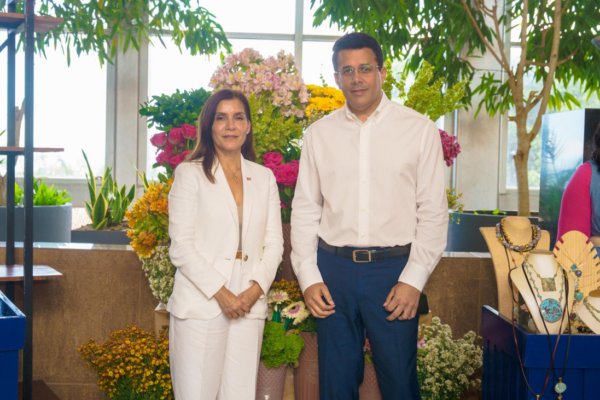 Ministro Collado y Leah Campos consolidan cooperación turística entre RD y EE. UU.