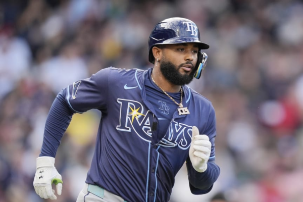 Junior Caminero enciende a los Rays con poderoso jonrón