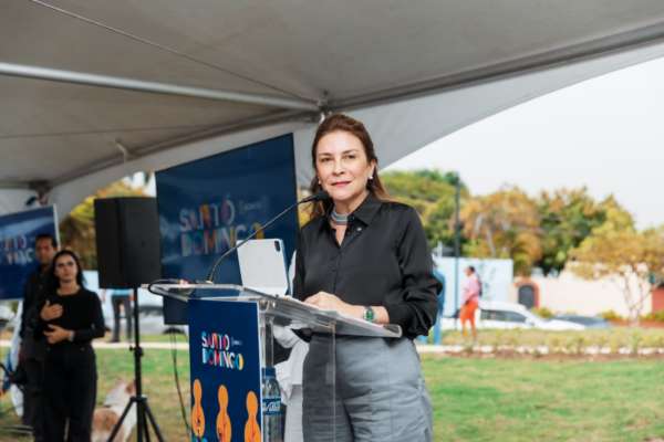 Carolina Mejía impulsa el bienestar con la inauguración del renovado parque Los Caminos