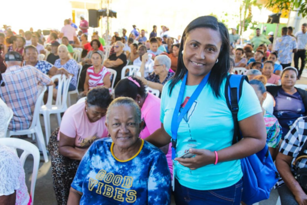 Supérate entrega Bono de Emergencia a más de 2,000 familias en Puerto Plata