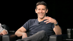 John Ternus asume como CEO de Apple: nueva era tras la salida de Tim Cook